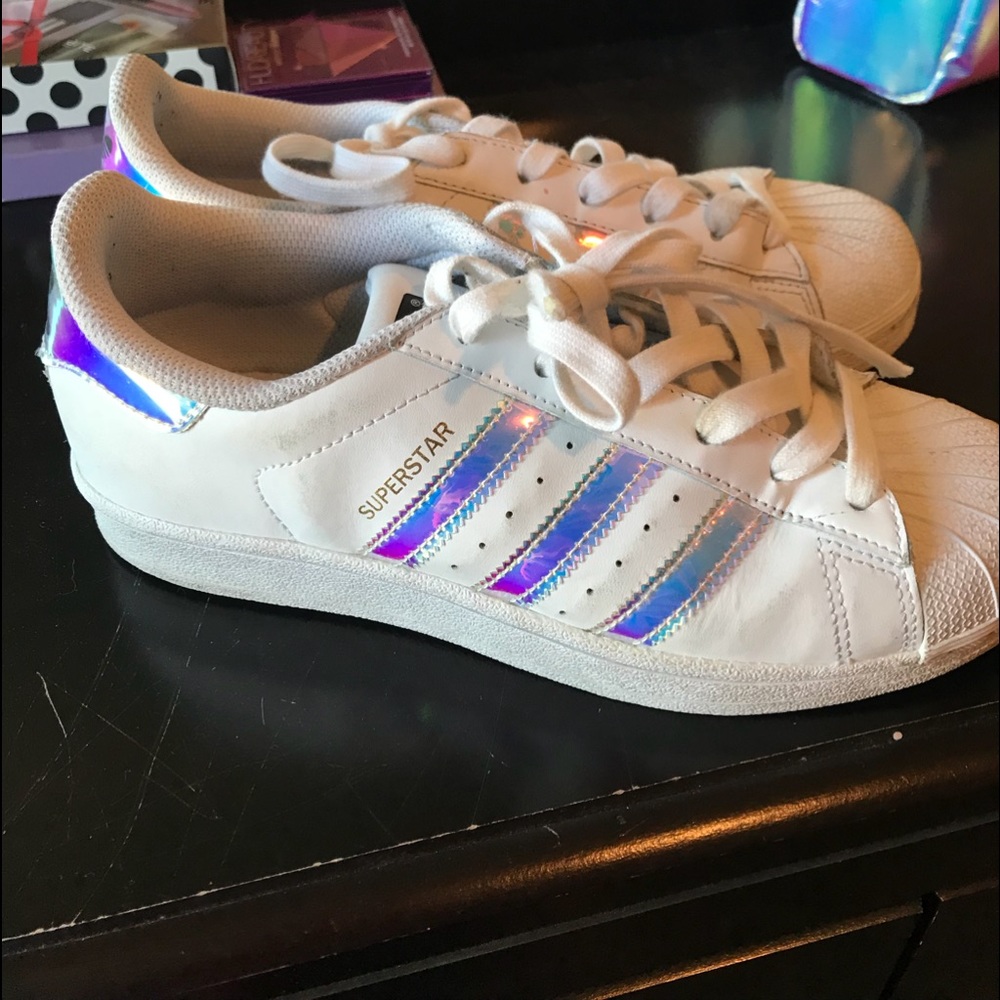 Adidas superstars